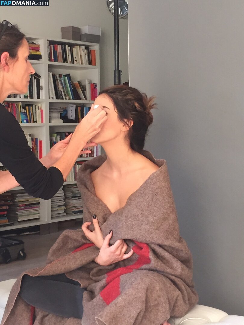 Sila Sahin Nudo Foto trapelata #10