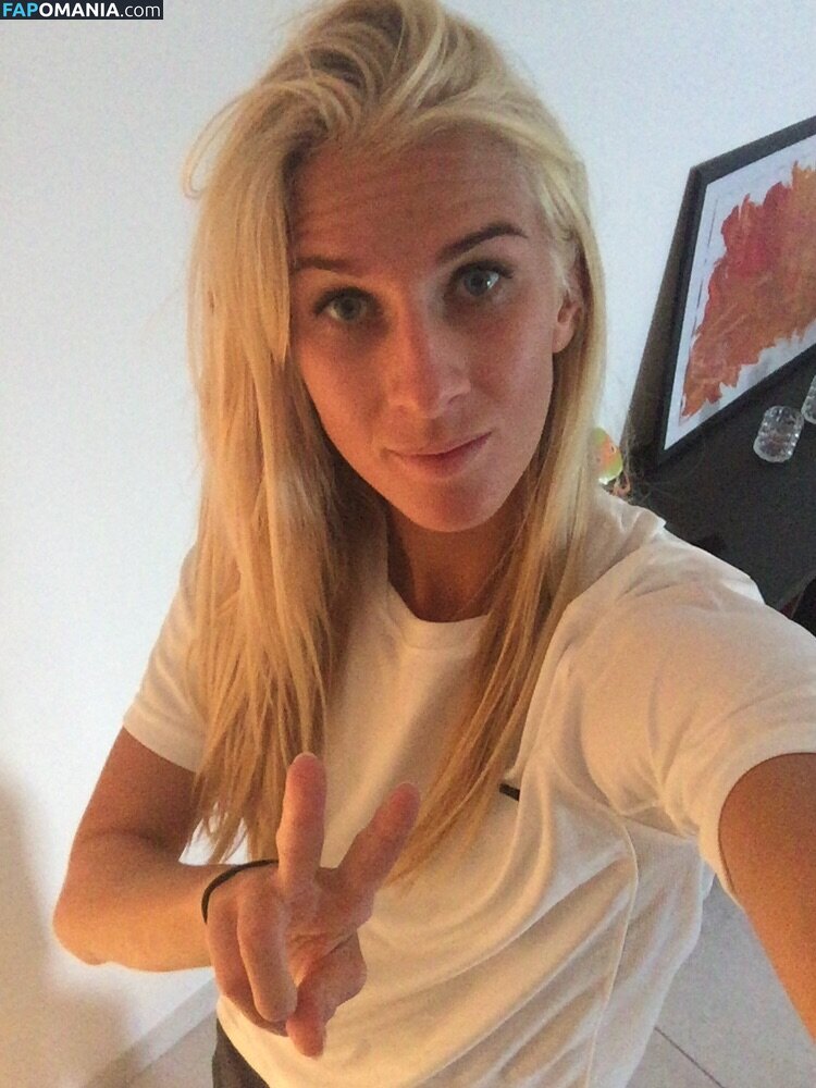 Sofia Jakobsson Nudo Foto trapelata #113