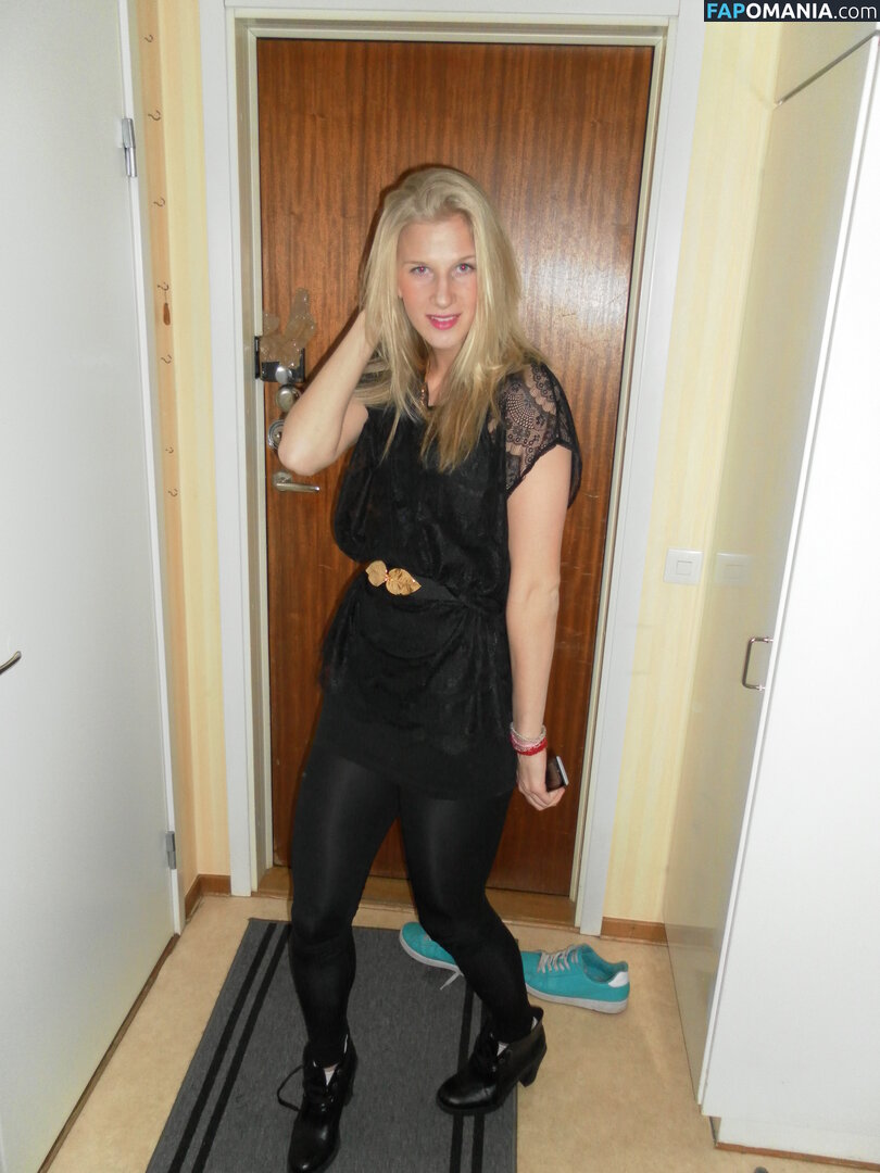 Sofia Jakobsson Nudo Foto trapelata #204