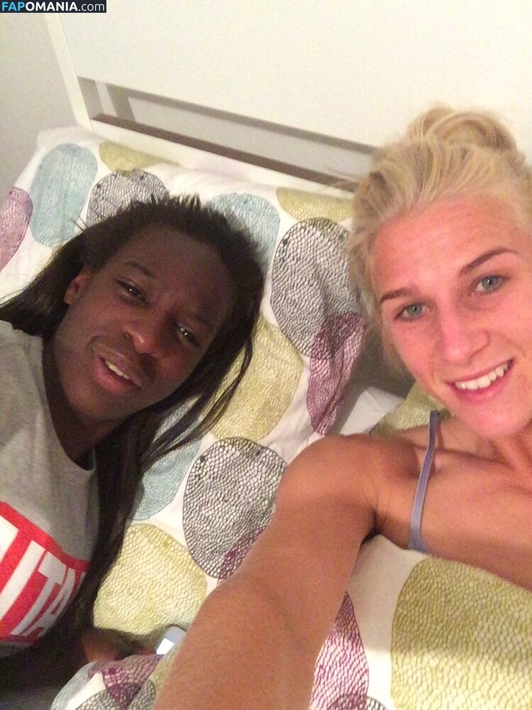 Sofia Jakobsson Nudo Foto trapelata #213