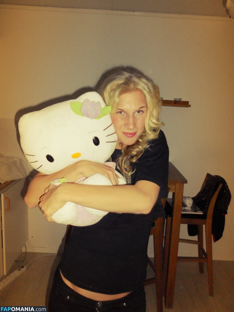 Sofia Jakobsson Nudo Foto trapelata #242