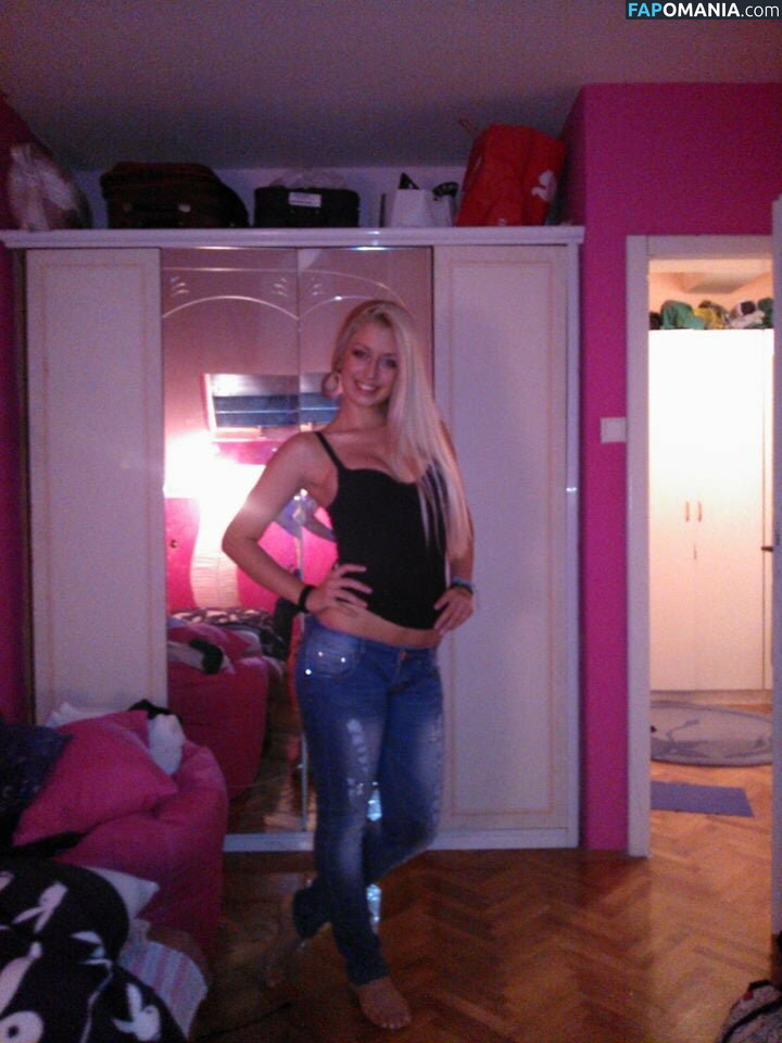 Tea Tairovic Nudo Foto trapelata #1