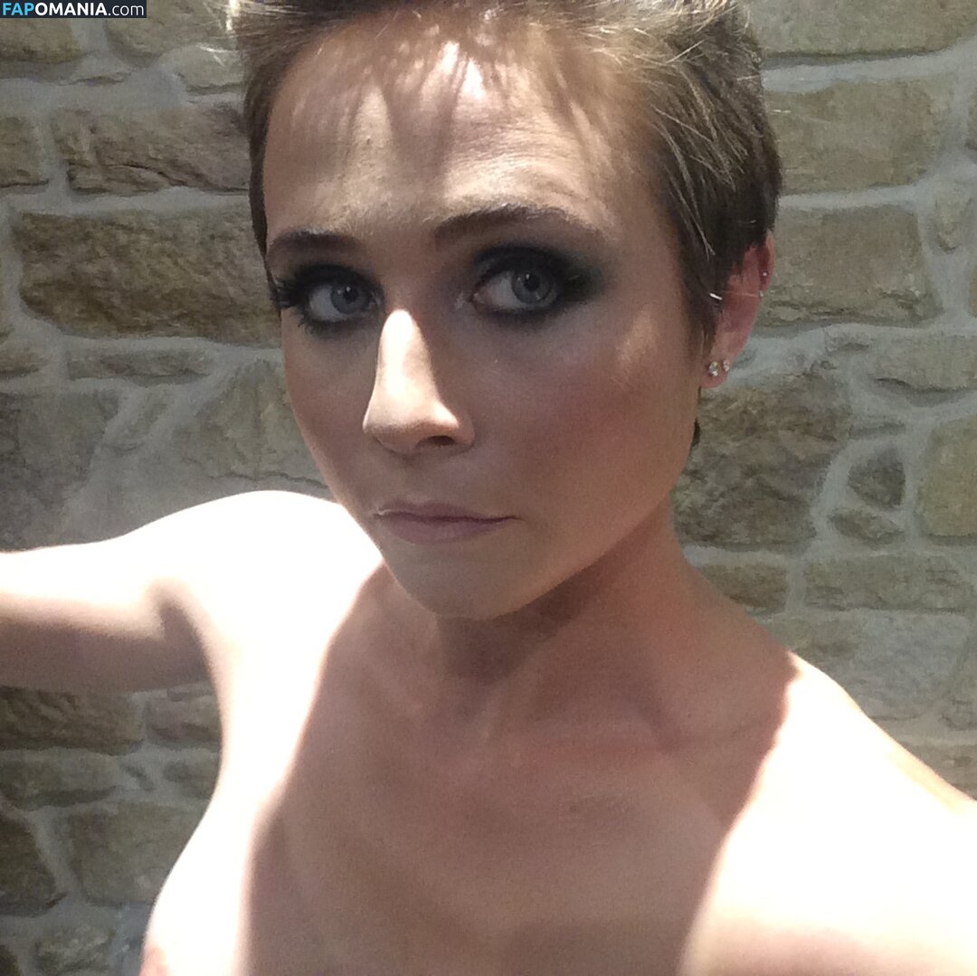 Tessa James Nudo Foto trapelata #3