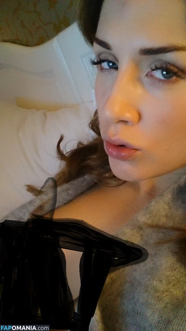 Tone Damli Nudo Foto trapelata #18