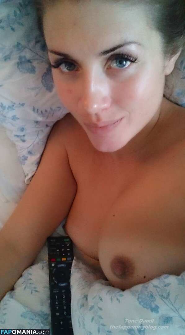 Tone Damli Nudo Foto trapelata #25