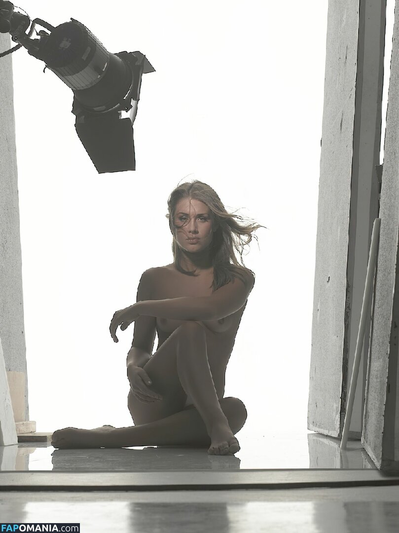 Tone Damli Nudo Foto trapelata #28