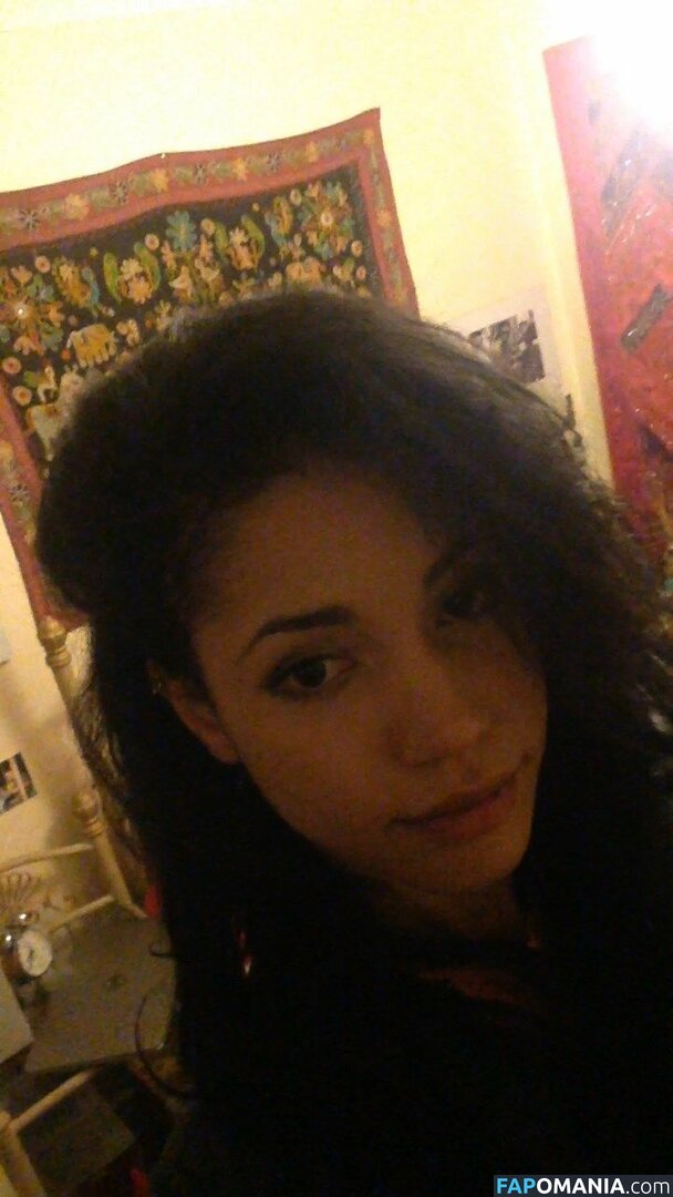 Vick Hope Nudo Foto trapelata #34