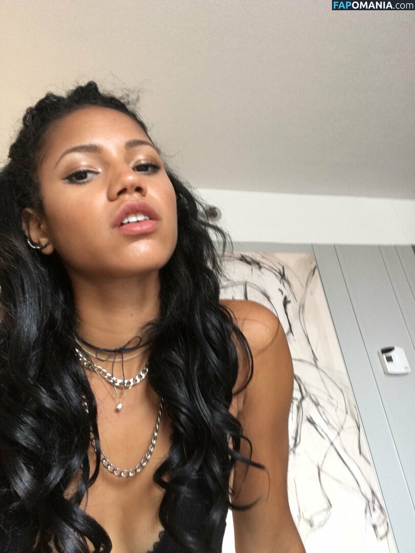 Vick Hope Nudo Foto trapelata #309