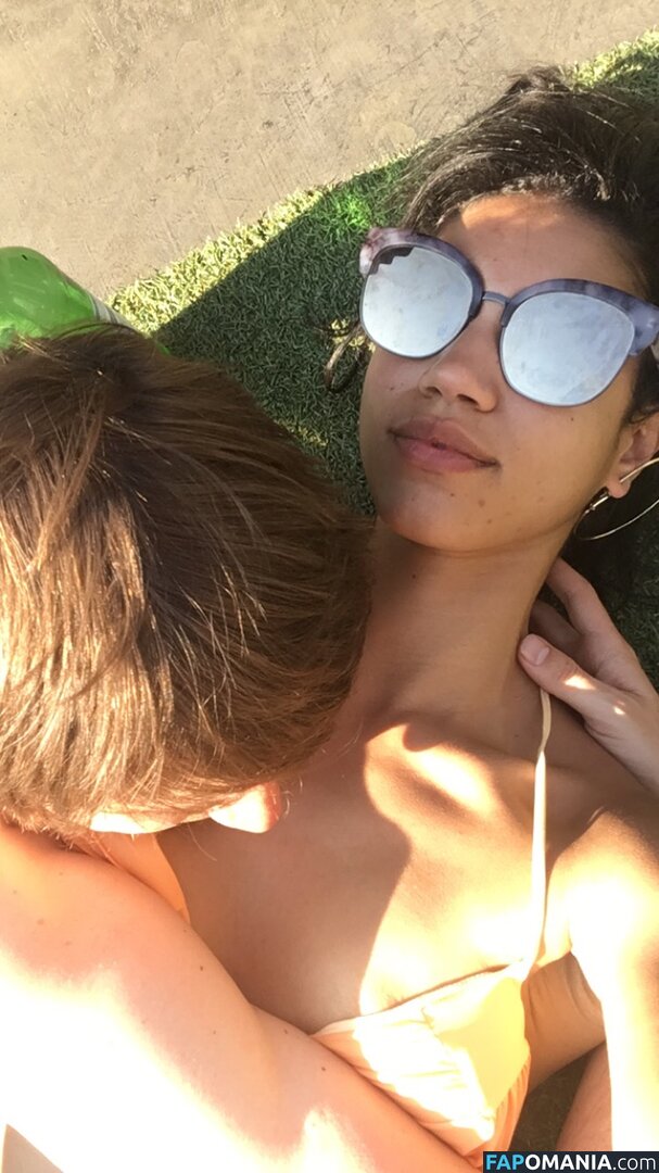 Vick Hope Nudo Foto trapelata #367