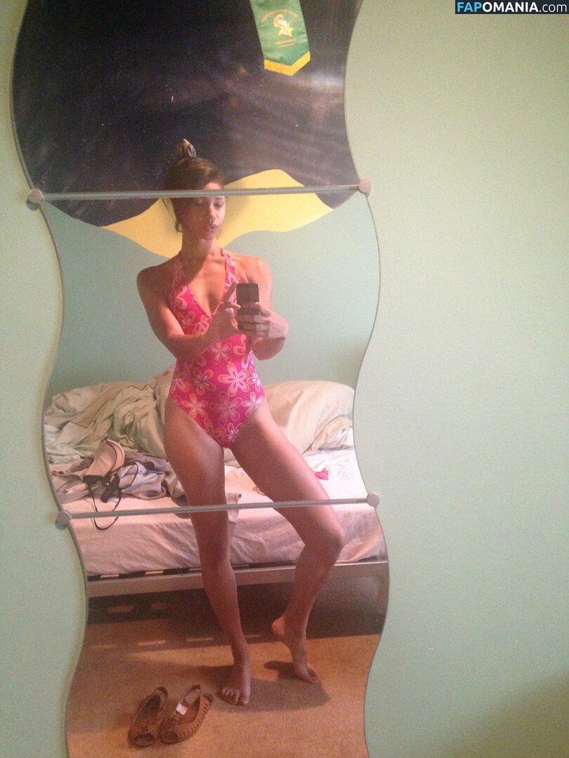 Vick Hope Nudo Foto trapelata #372