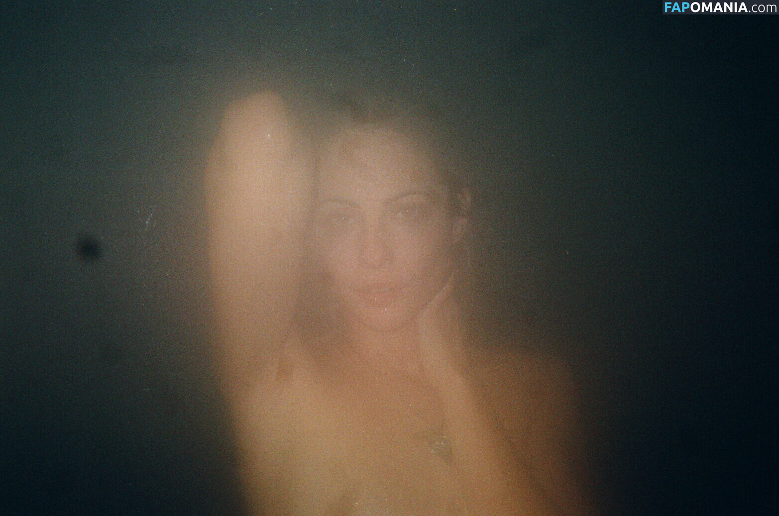 Willa Holland Nudo Foto trapelata #29