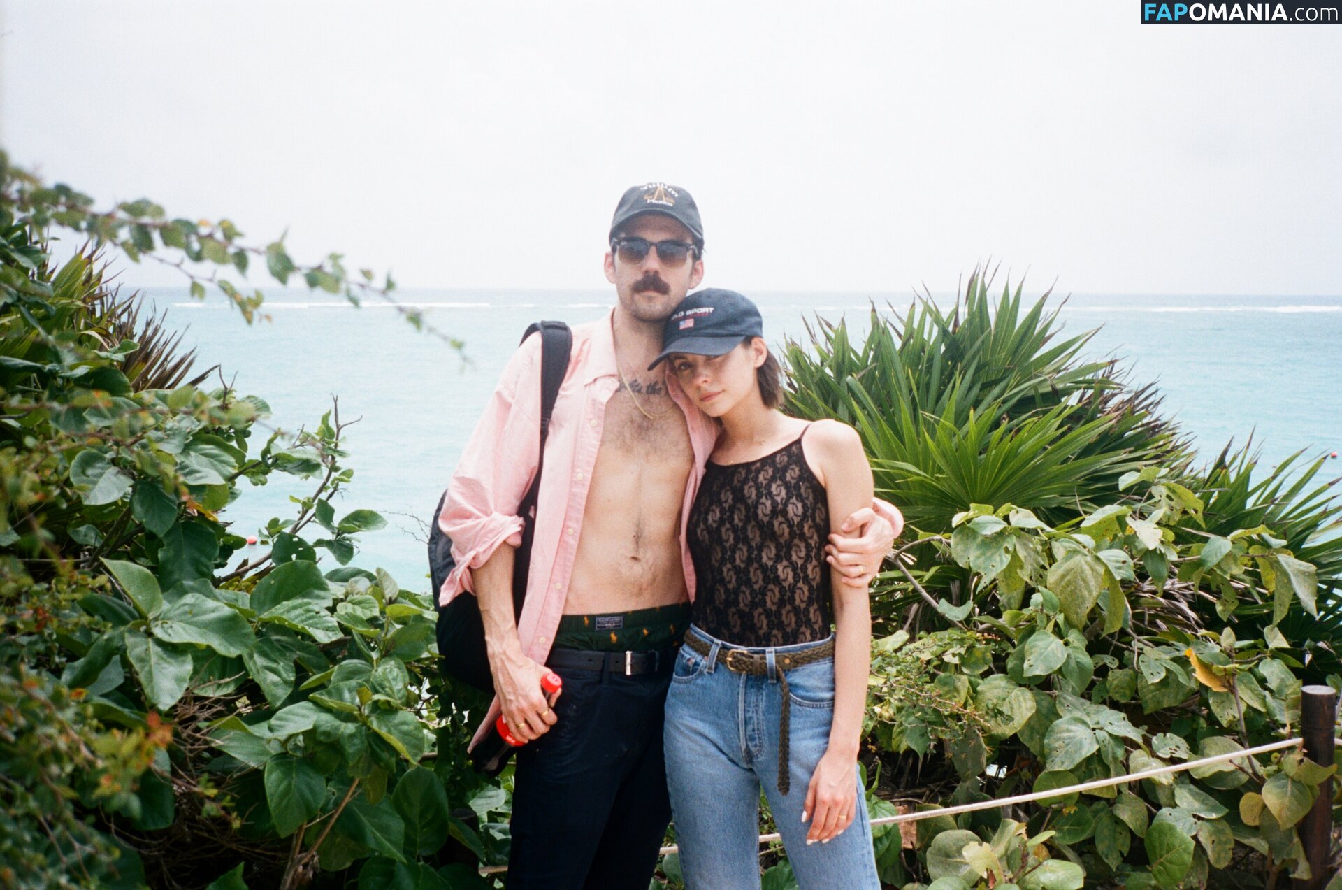 Willa Holland Nudo Foto trapelata #37