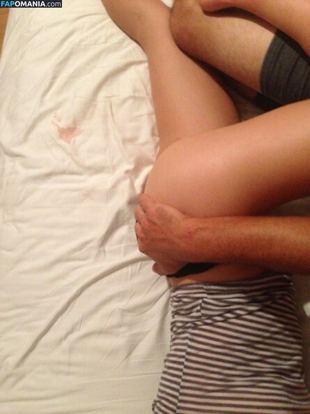 Yvonne Strahovski Nudo Foto trapelata #18