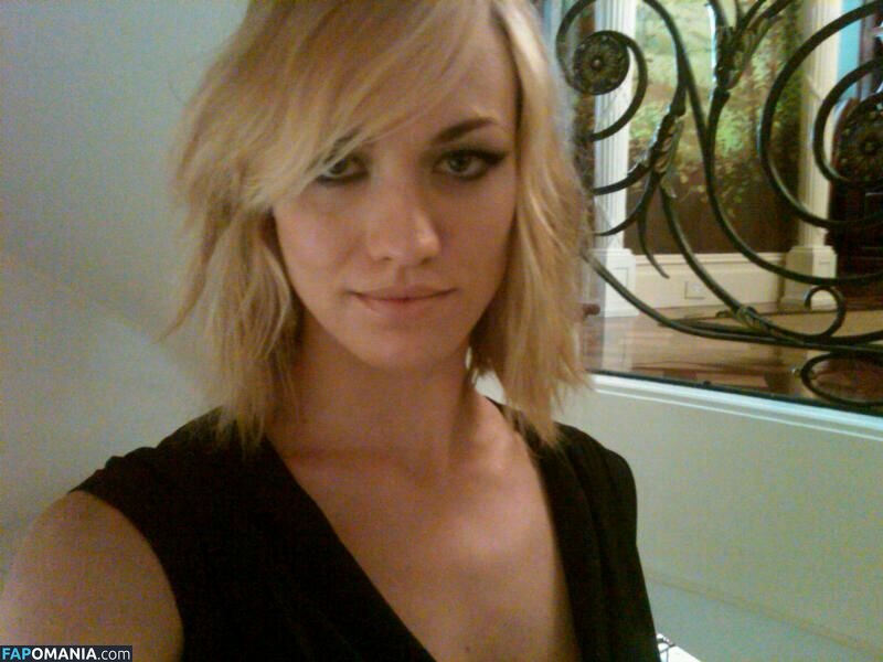 Yvonne Strahovski Nudo Foto trapelata #40