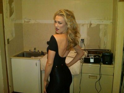 Yvonne Strahovski