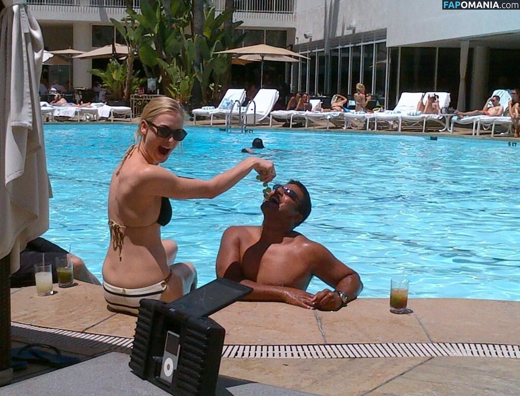 Yvonne Strahovski Nudo Foto trapelata #63