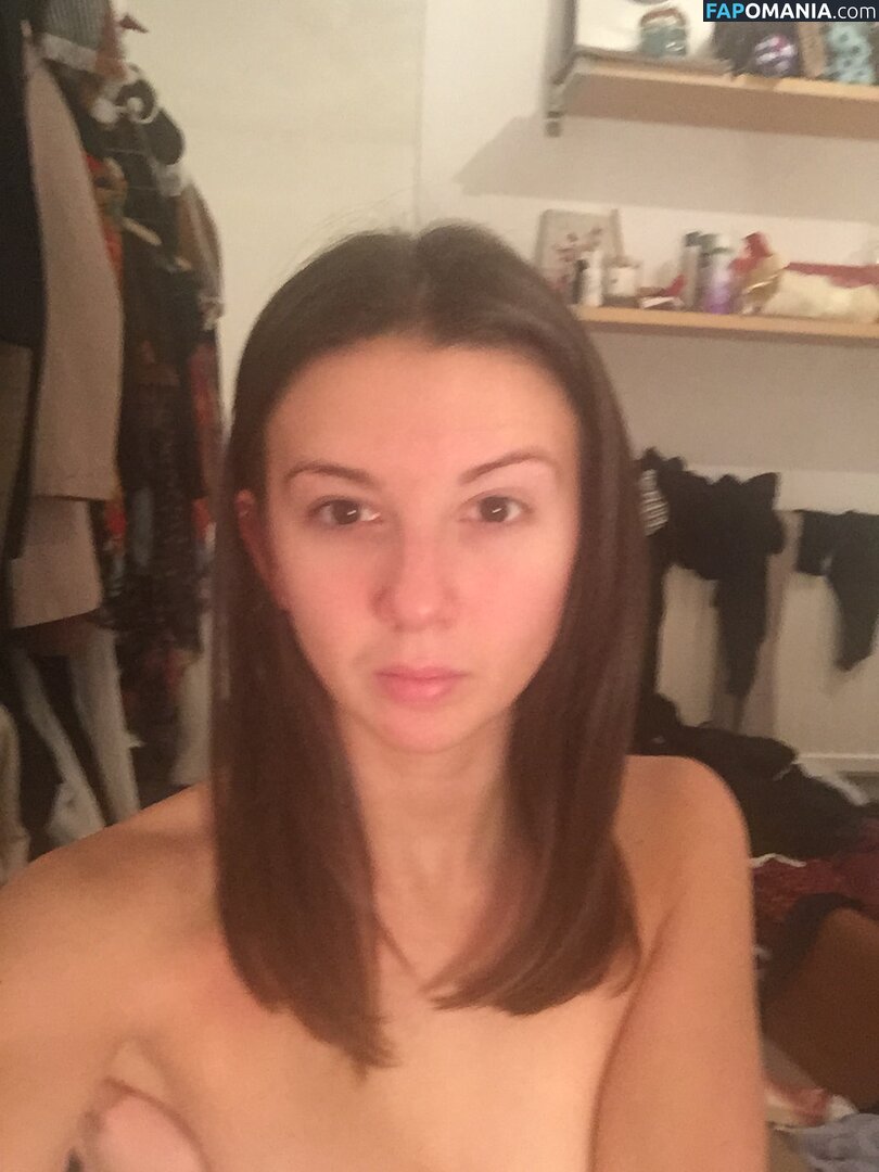 Zizi Strallen Nudo Foto trapelata #6
