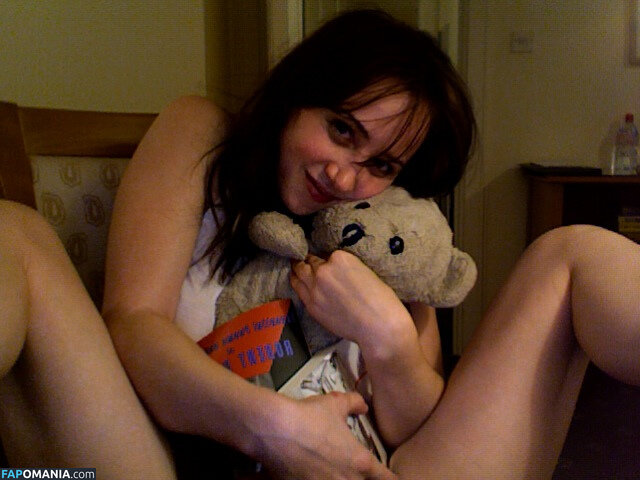 Zoe Kazan Nudo Foto trapelata #15