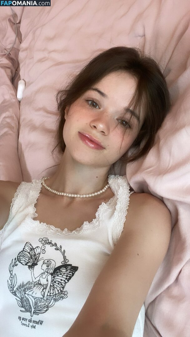  / A_Bit_Rebecca / A_Little_Rebecca Nudo OnlyFans  Foto trapelata #4