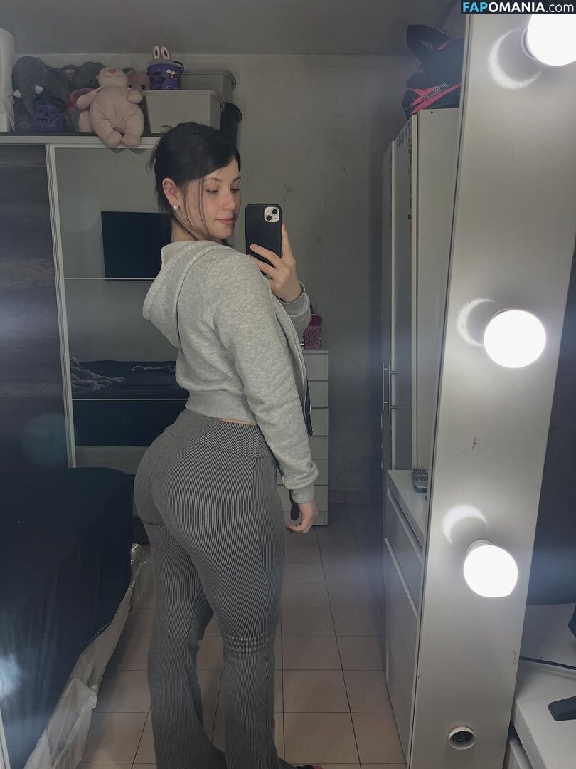 Abril Milagros / Abru / Abruuu / abrilmilagros2626 🇦🇷 / abruu0_0 / milagrossabriil Nudo OnlyFans  Foto trapelata #5