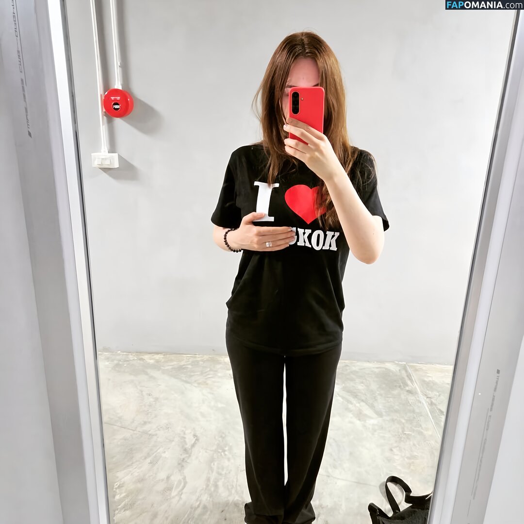 actuallyalisa / https: Nudo OnlyFans  Foto trapelata #6