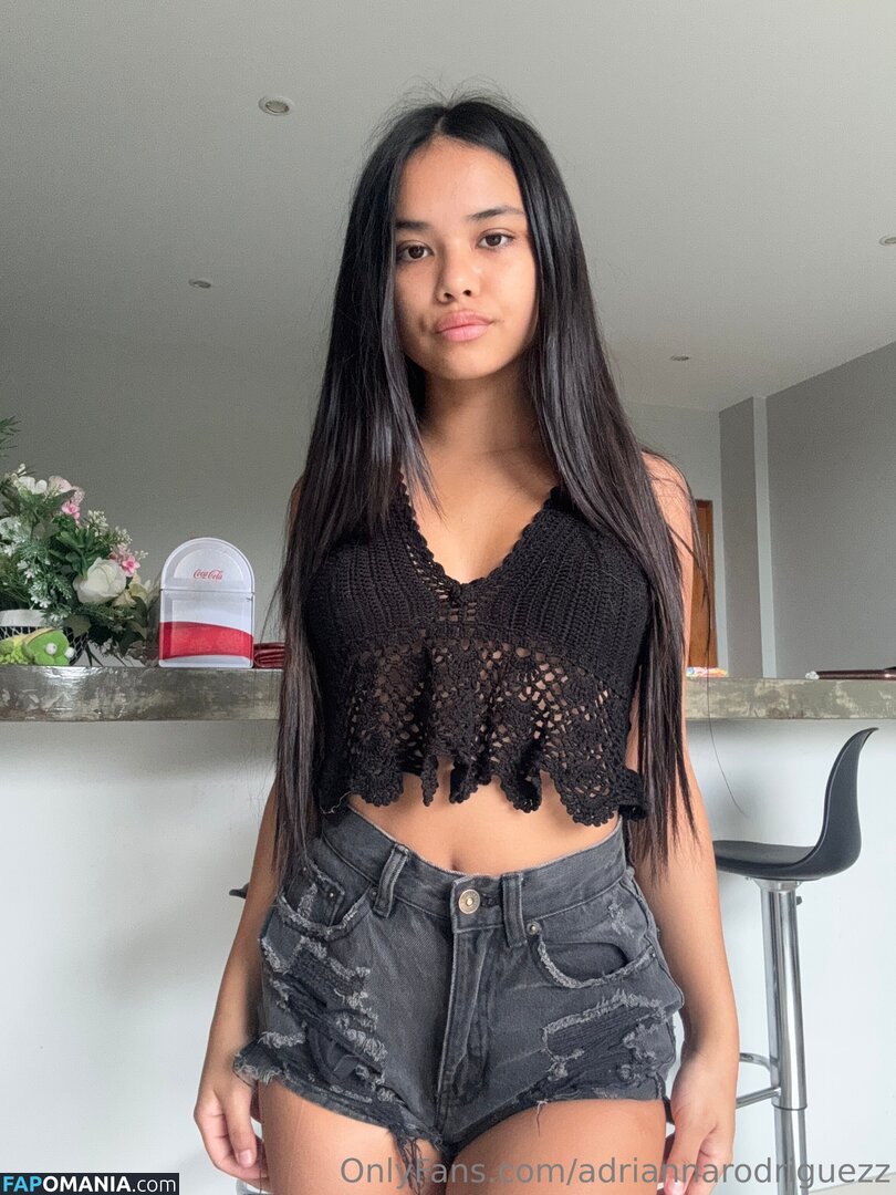 adriannarodrgz / adriannarodriguezz Nudo OnlyFans  Foto trapelata #11