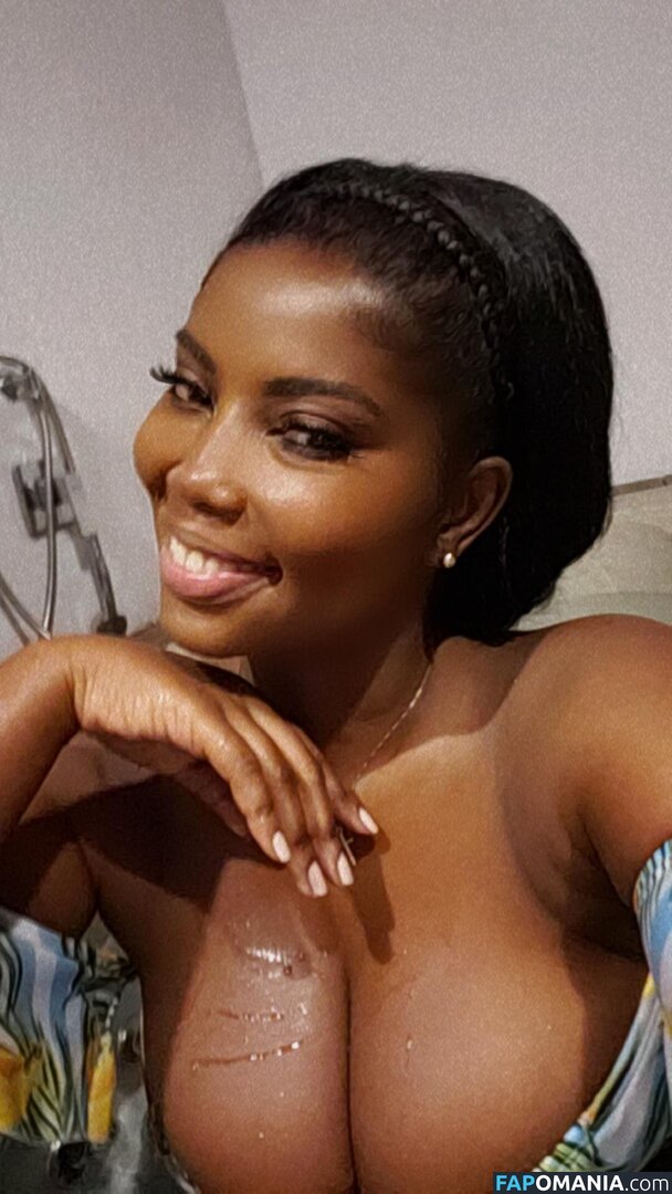 Afrolatina / afrolatinas_ / ebony latinas Nudo OnlyFans  Foto trapelata #10