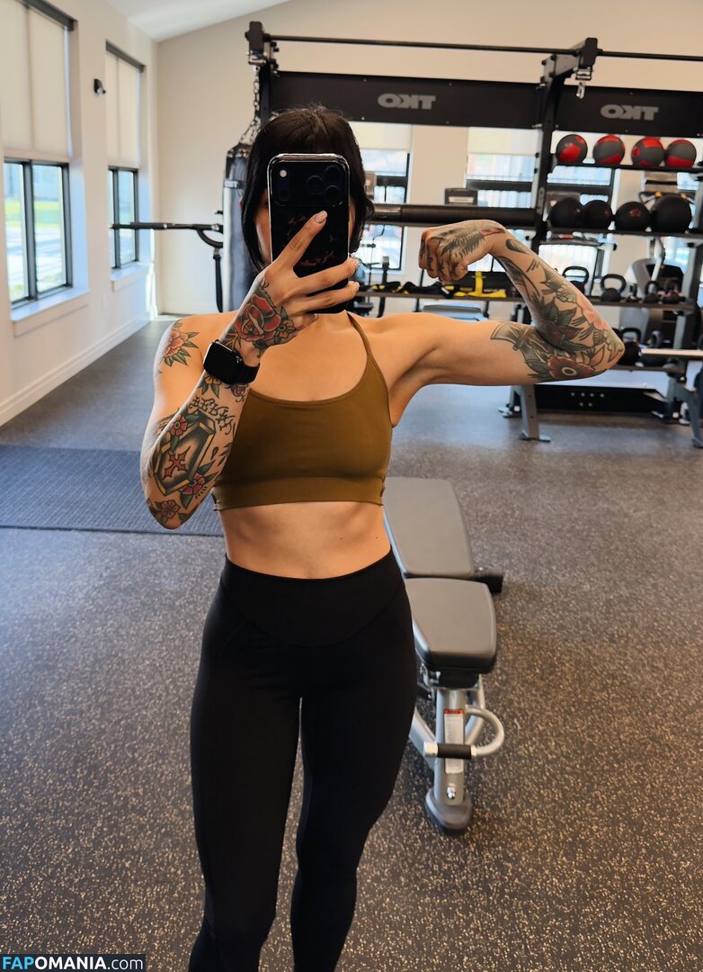 Aileen Perez / Aileen Senpai / AileenSenpaiReacts / aileensenpai Nudo OnlyFans  Foto trapelata #7