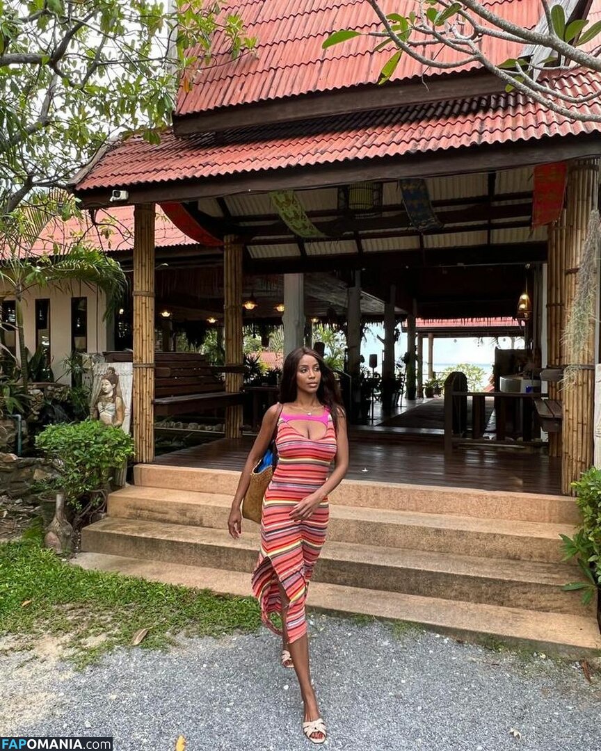 Ainett Stephens / ainettstephens / ainettstephensreal Nudo OnlyFans  Foto trapelata #51