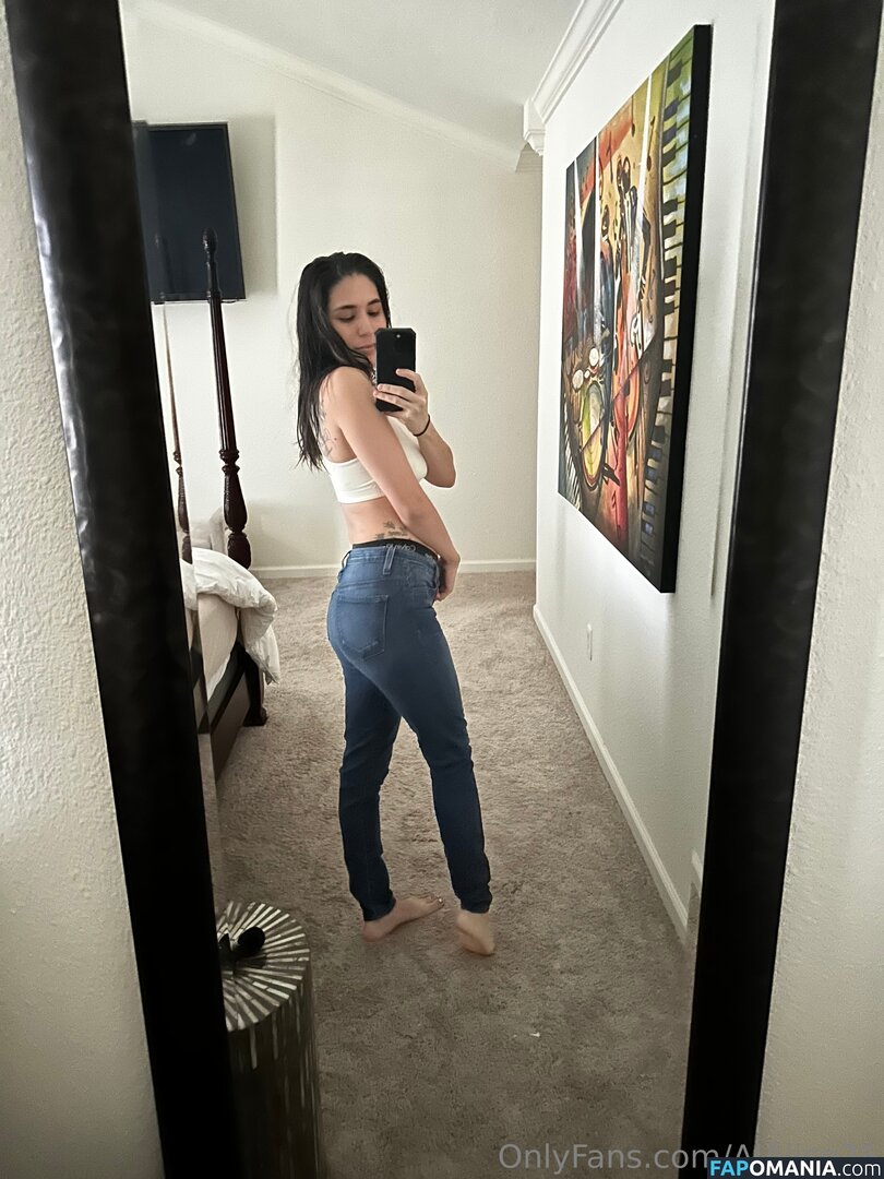 alalice25 / alicealice25 Nudo OnlyFans  Foto trapelata #4