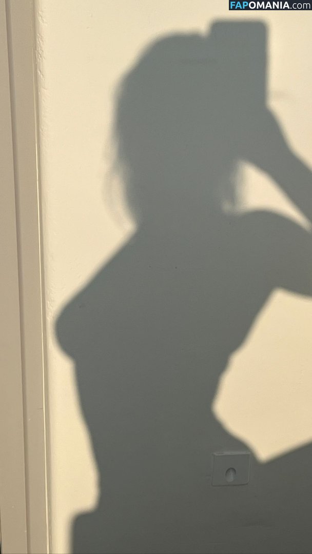 Alexandra Stan Nudo Foto trapelata #134