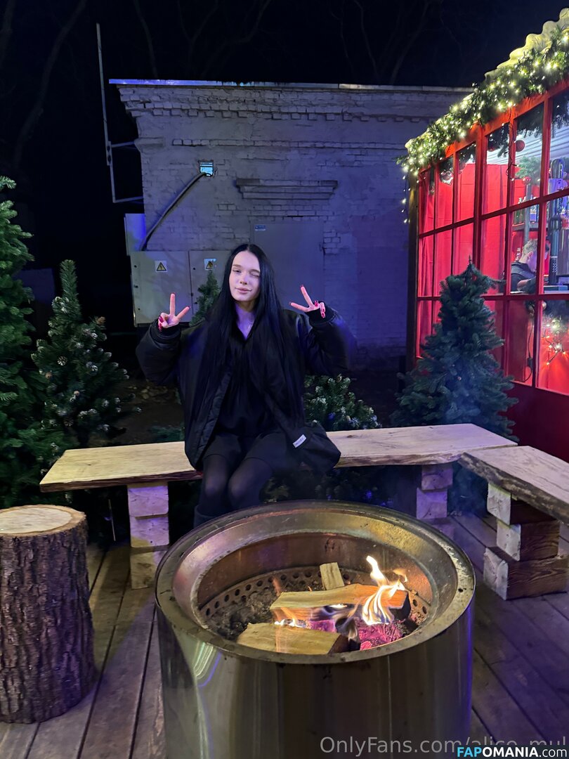 alice_mul / l_amulette Nudo OnlyFans  Foto trapelata #20