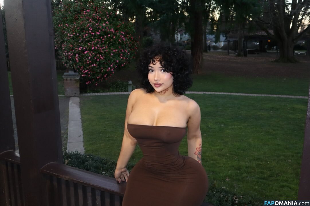 aliiyarose / aliyah1819 / rosebaby1819 Nudo OnlyFans  Foto trapelata #1