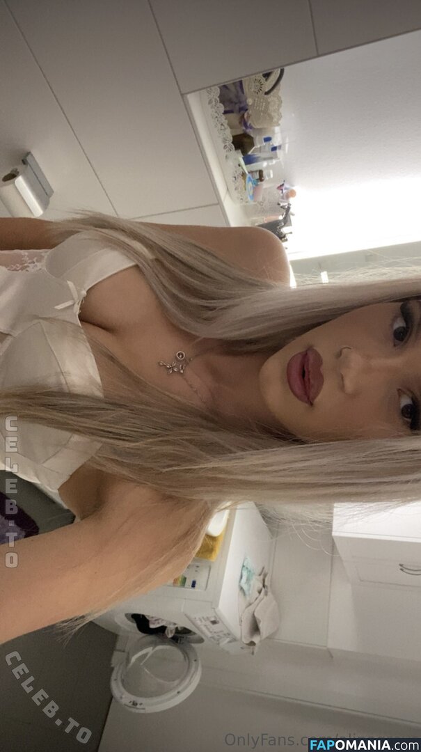 Alinahoneyx3 Nudo OnlyFans  Foto trapelata #1