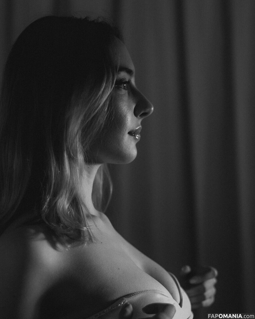 Alissa Strekozova / alissaofficial_ Nudo OnlyFans  Foto trapelata #5