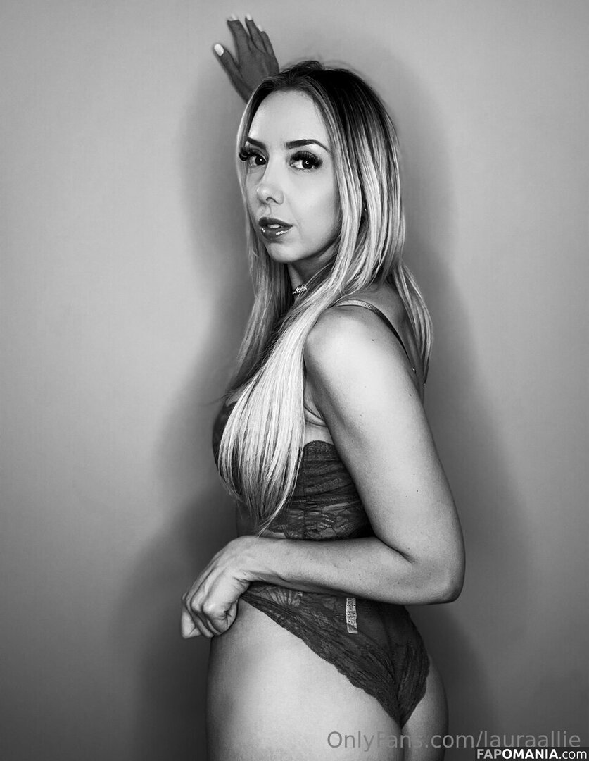 LauraAllie / alliewrestling Nudo OnlyFans  Foto trapelata #3