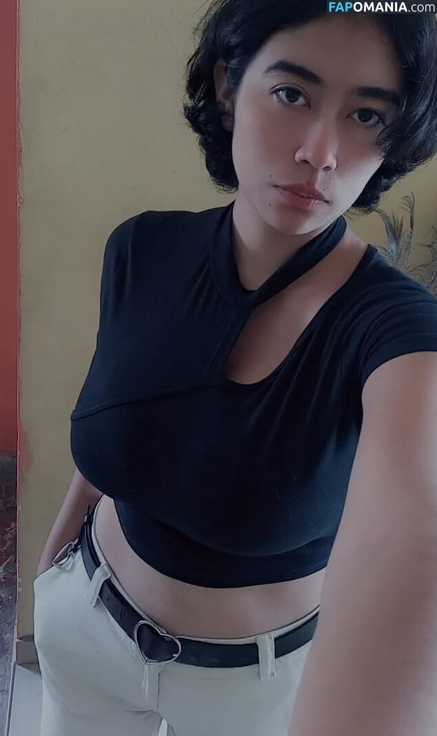 Allisauria / https: Nudo OnlyFans  Foto trapelata #9