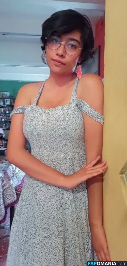 Allisauria / https: Nudo OnlyFans  Foto trapelata #12