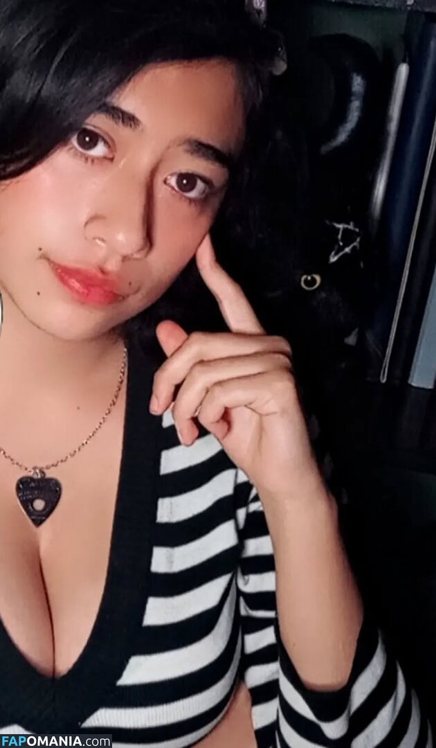 Allisauria / https: Nudo OnlyFans  Foto trapelata #18