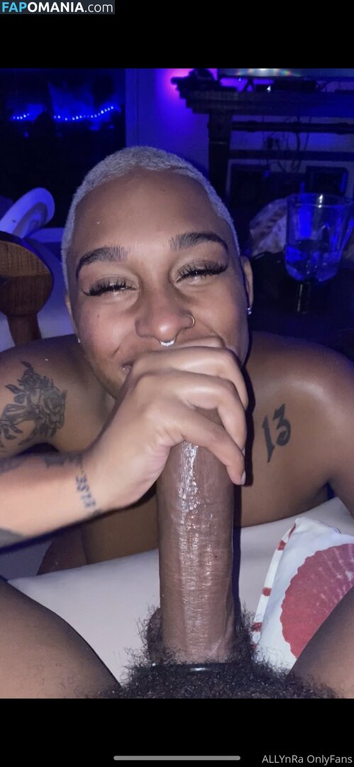 AllynRa / allyn.ra Nudo OnlyFans  Foto trapelata #5