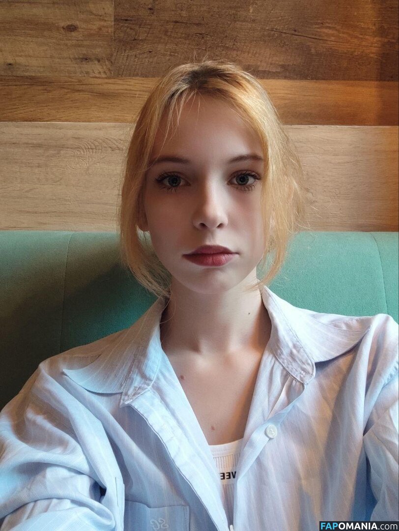 Altheadoyel / Fafa_fluff / KerryMezo / KinaBattig Nudo OnlyFans  Foto trapelata #2