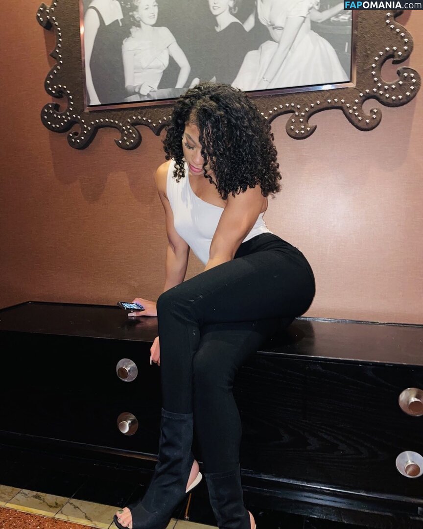 Alycia Baumgardner / alyciabaumgardner Nudo OnlyFans  Foto trapelata #3