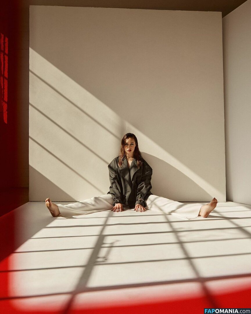 Alycia Debnam Carey / DebnamCarey / alyciajasmin Nudo OnlyFans  Foto trapelata #3