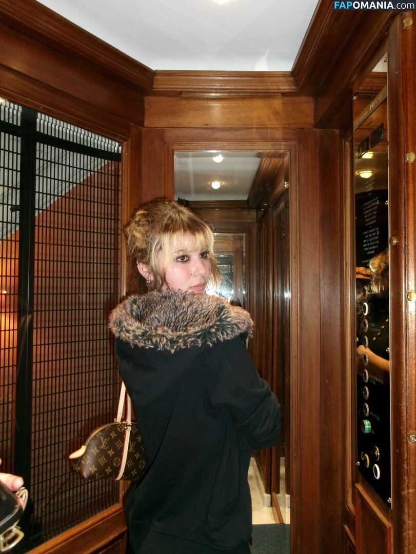 Alysa Liu / AlysaLiu / alysaxliu / https: Nudo OnlyFans  Foto trapelata #10