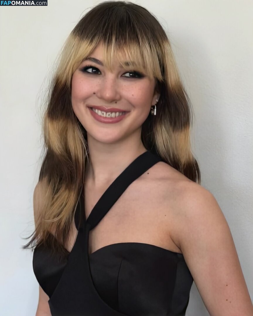 Alysa Liu / AlysaLiu / alysaxliu / https: Nudo OnlyFans  Foto trapelata #24