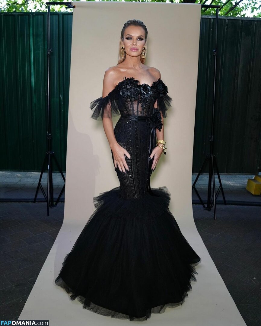 Amanda Holden / noholdenback Nudo OnlyFans  Foto trapelata #622