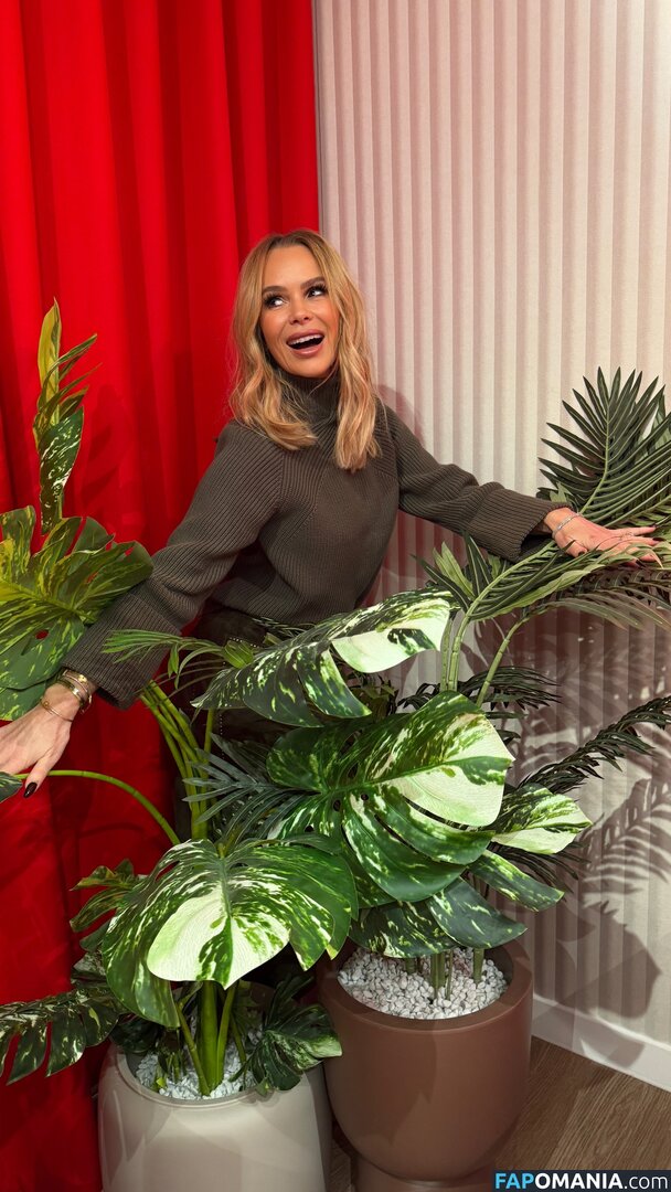 Amanda Holden / noholdenback Nudo OnlyFans  Foto trapelata #1899