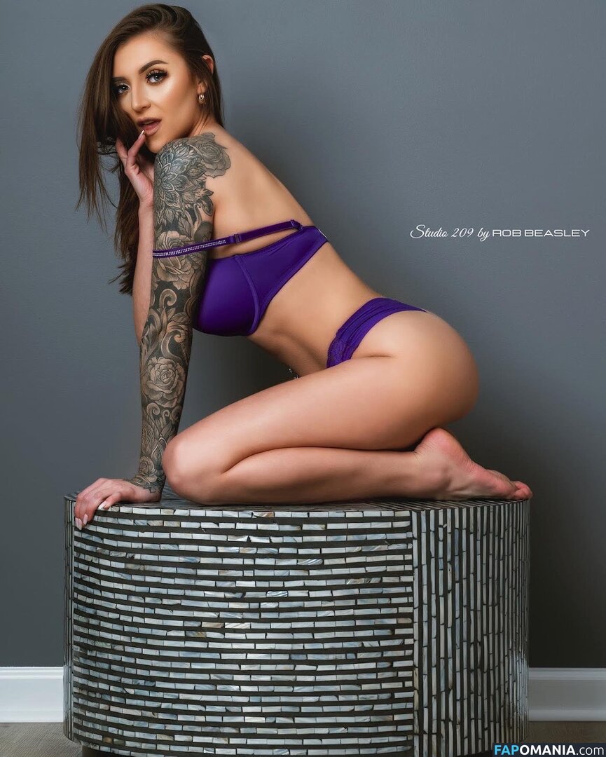 Amaya Anne / Emma Rourke / _amayaanne / amayaannee / inkkedbabe Nudo OnlyFans  Foto trapelata #1