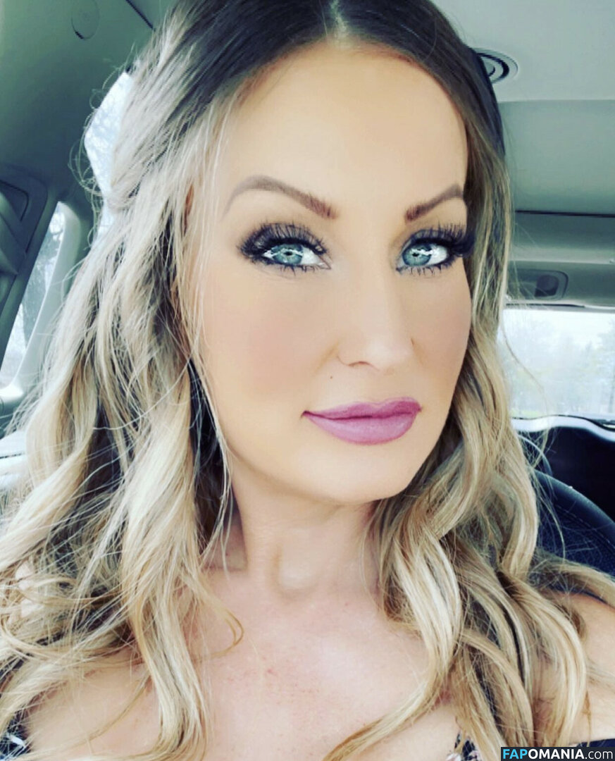 AmberHaines26 / Ambiedawn26 / Cougarfans3333 Nudo OnlyFans  Foto trapelata #4