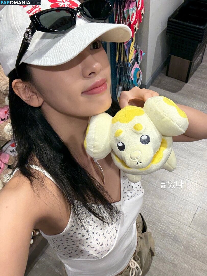 An IVE / An Yujin 안유진 | / _yujin_an Nudo OnlyFans  Foto trapelata #27